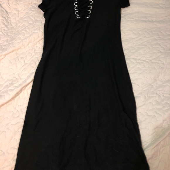 Dress - Picture 2 of 4